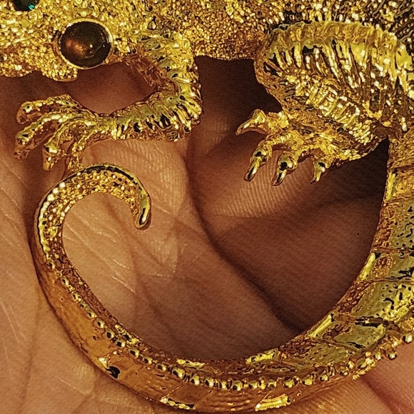 Lenny The Lizard Chameleon Gecko Reptile Brooch Gold Tone Jewel Tones Large EUC - Picture 5 of 7